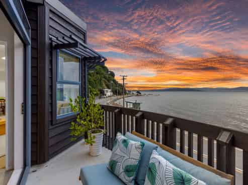 445 Marine Drive, Mahina Bay