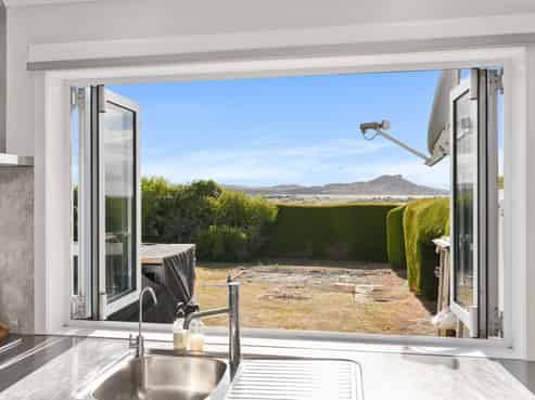 1406 Coast Road, Karitane