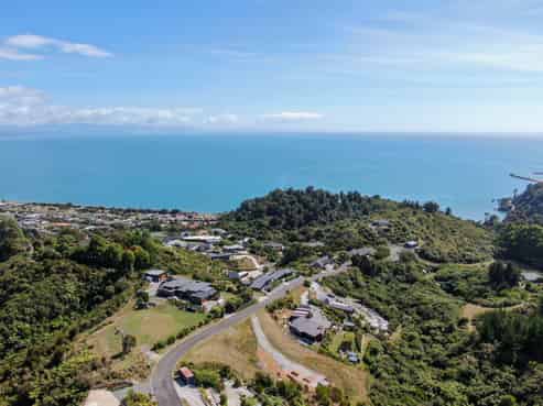 99 Bay Vista Drive, Pohara
