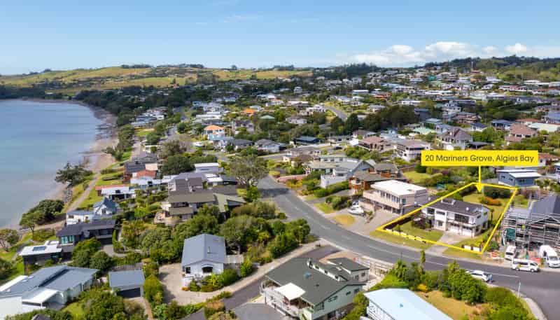 20 Mariners Grove, Algies Bay