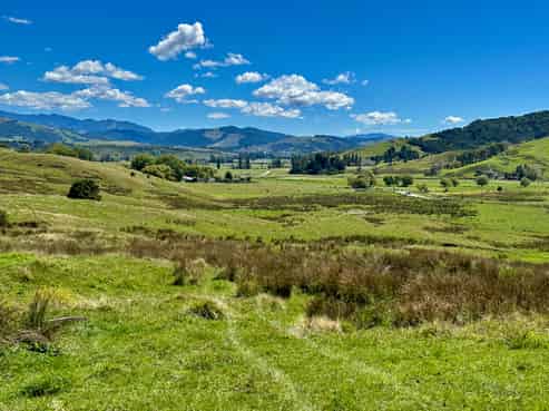 397 Tuparoa Road, Ruatoria and Surrounds