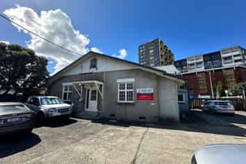 Ground Floor Office/Retail Space Available