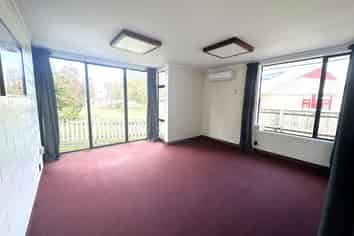 Fabulous office or retail space on Fitzherbert! 