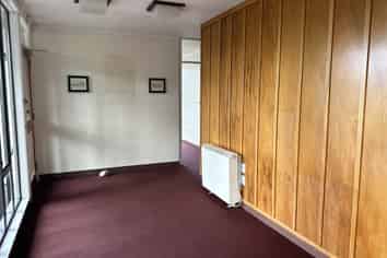 Fabulous office or retail space on Fitzherbert! 