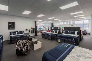 PREMIUM LOCATION  OUTSTANDING INVESTMENT OPPO...