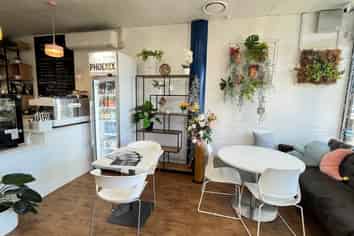 CAFÉ PROPERTY FOR SALE!
