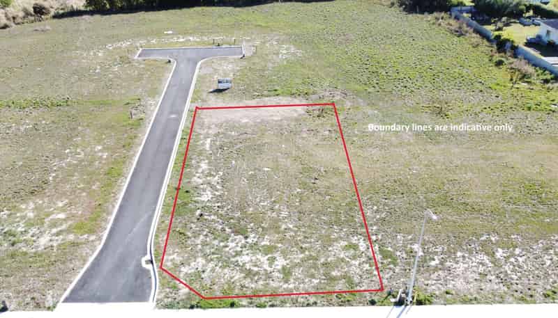 8 Hapeta Street, Otaki