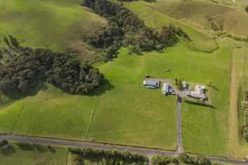 90 Pukekereru Lane, Whakatiwai