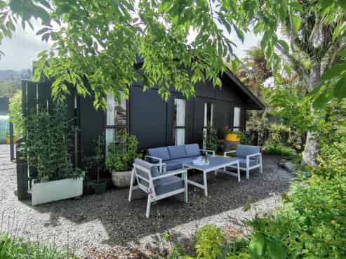 24 Cron Street, Franz Josef Glacier