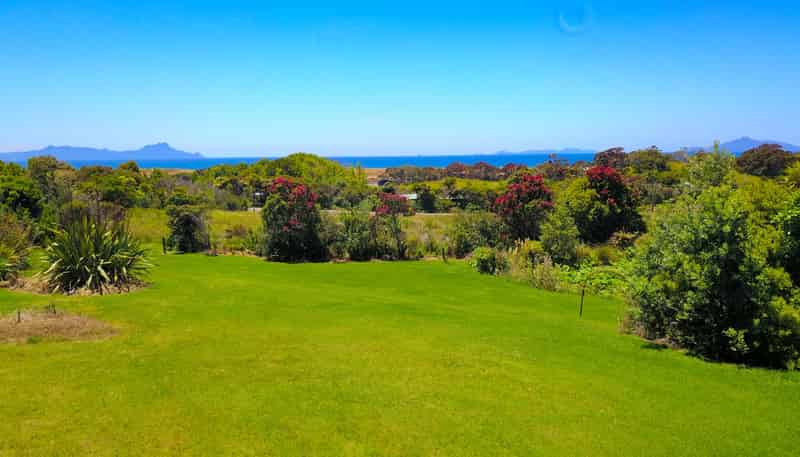 14 Cullen Road, Waipu