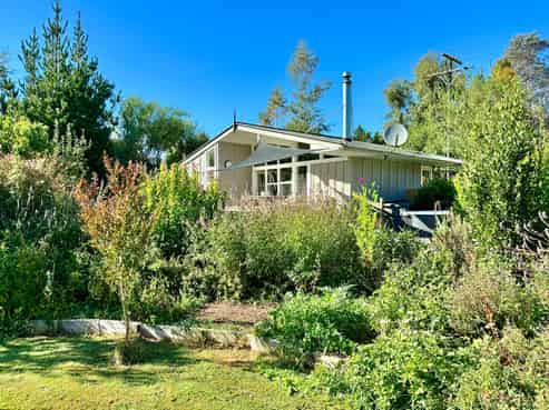 32 Phillips Street, Tikokino