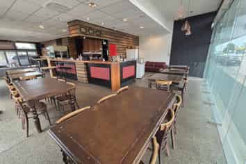 Commercial kitchen/restaurant – Lets do a deal!
