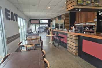 Commercial kitchen/restaurant – Lets do a deal!