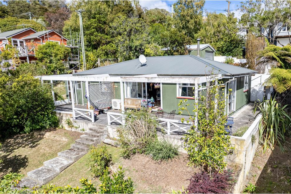 47 Selwyn Avenue, Akaroa, Banks Peninsula For Sale realestate.co.nz