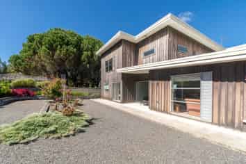 Auckland - Address withheld