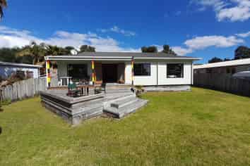 227 Kenwood Drive, Matarangi