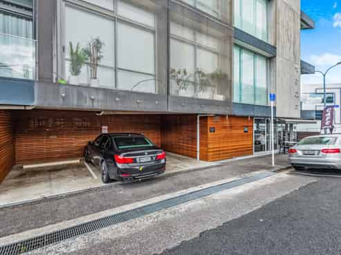 Brand new tenanted investment with 8 car parks