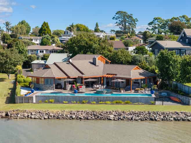 13 Lindoch Avenue, Te Puna