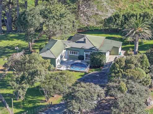 826 Ruakiwi Road, Raglan