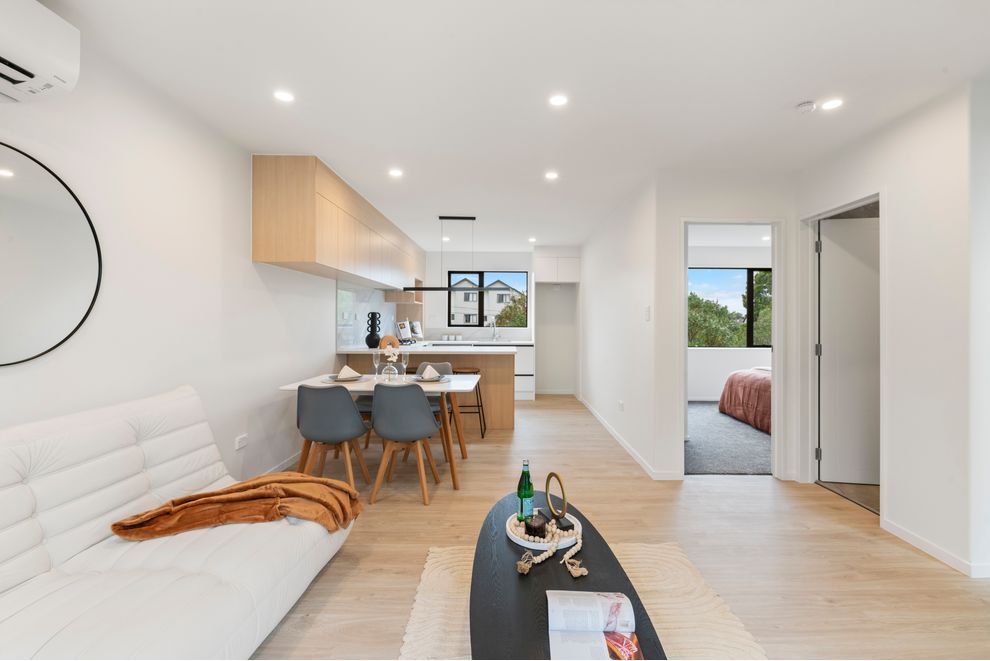 4/205 Sunnynook Road, Wairau Valley, North Shore City For Sale