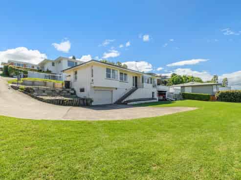 49 Harvey Street, Avenues