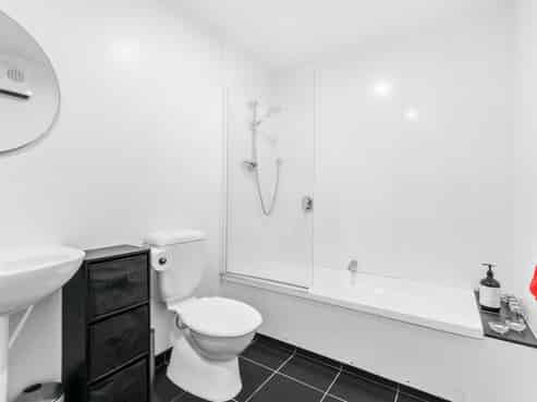 319/107 Thorndon Quay, Pipitea
