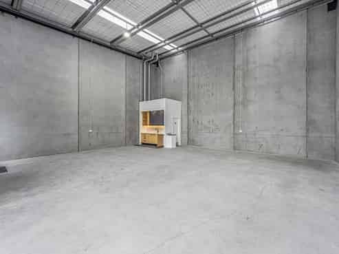 Grab a deal – new 130sqm industrial unit