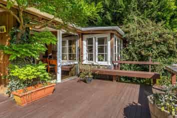 57 & 57a Harvey Street, WAITATI