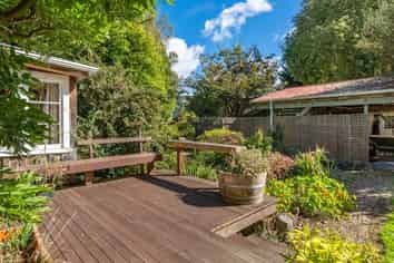 57 & 57a Harvey Street, WAITATI