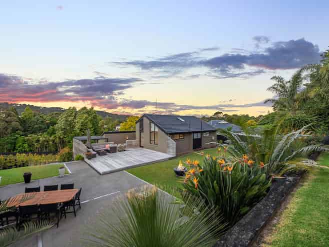 10 Elliot Street, Riverhead