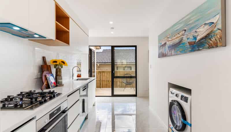 311 Albany Highway, Albany