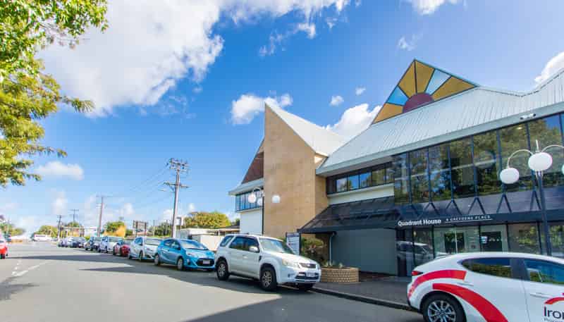 8 Greydene Place, Takapuna