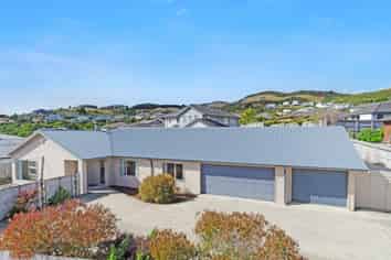 99 Bing Lucas Drive, Tawa
