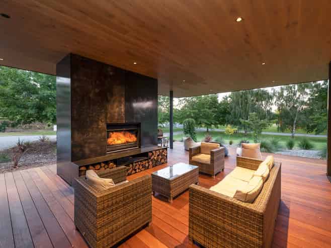 2 Heritage Park Lane, Wanaka