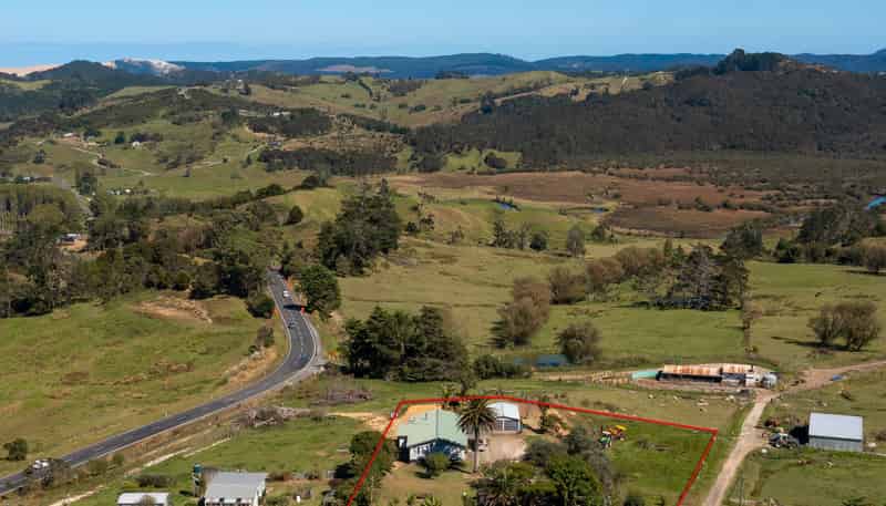 15 Karuhiruhi Road, Opononi