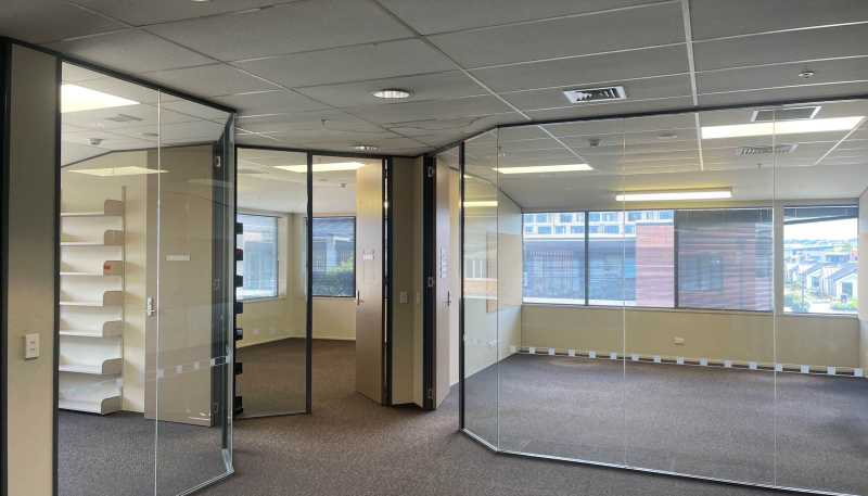 80 Central Park Drive, Henderson