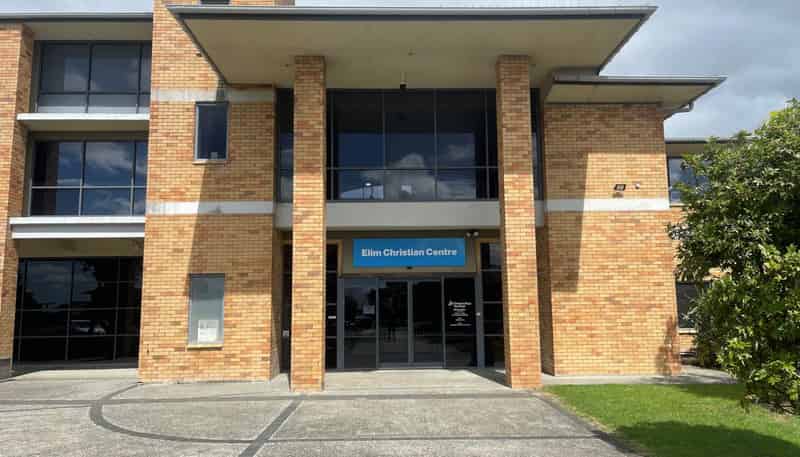 80 Central Park Drive, Henderson