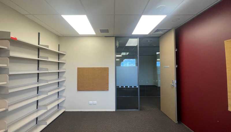 80 Central Park Drive, Henderson