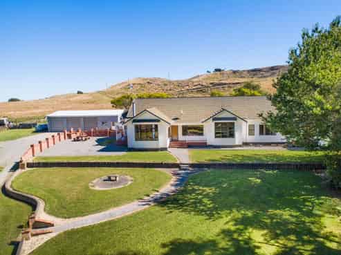 4524 State Highway 1, Hunterville