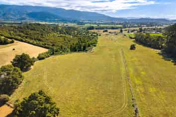 1918 Takaka Valley Highway, Takaka