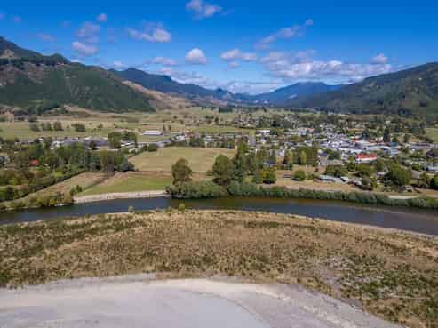 9 Fairfax Street, Murchison