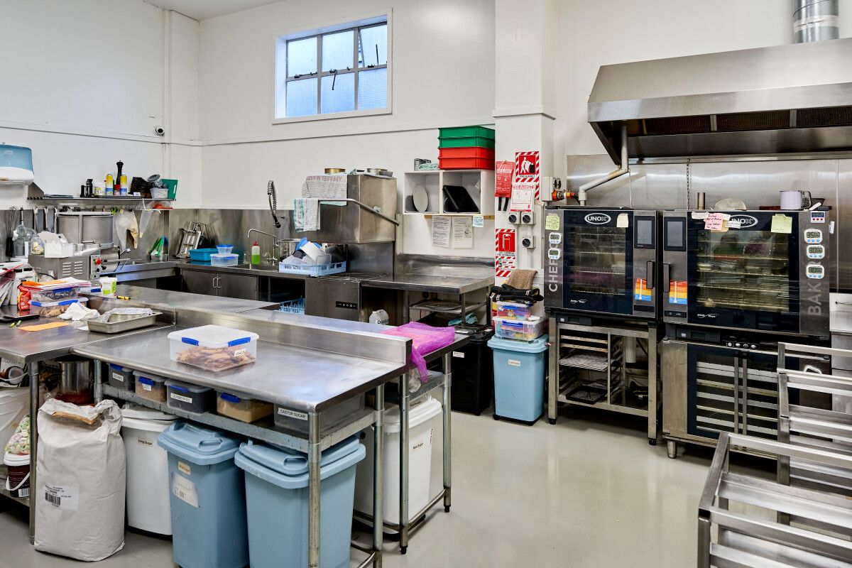 Vacant Commercial Kitchen - Widok 6