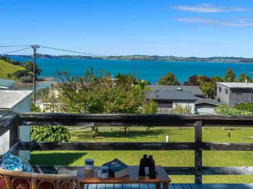 10 Kookaburra Drive, Tawharanui Peninsula