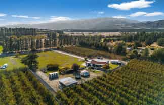 94 Pearson Road, Cromwell