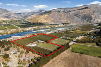 94 Pearson Road, Cromwell