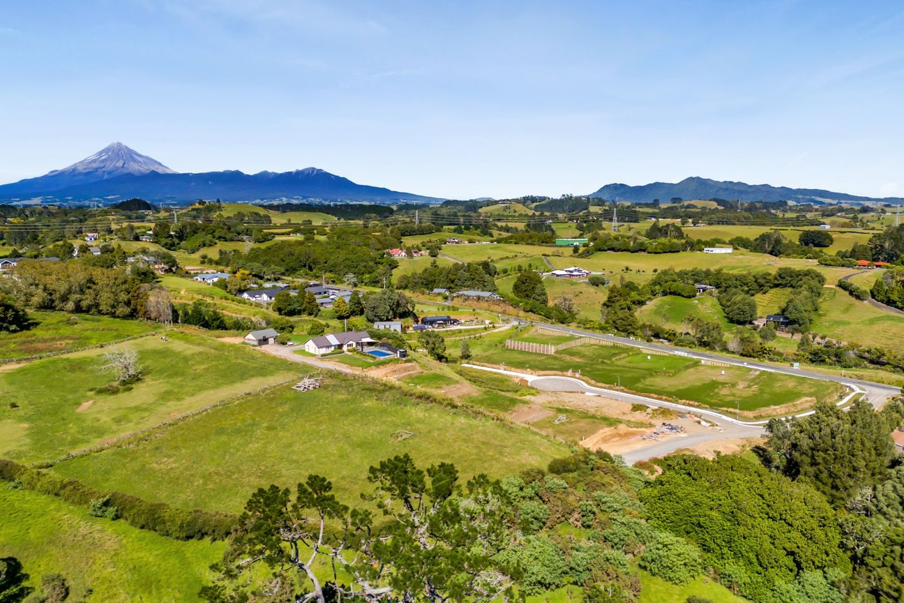 Build new in Waimea Crossing - Vista 5