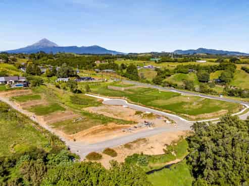 363 Tukapa Street, Hurdon