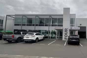 Modern First Floor Office - Blenheim Road