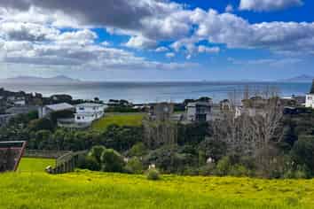 10 Granada Lane, Langs Beach