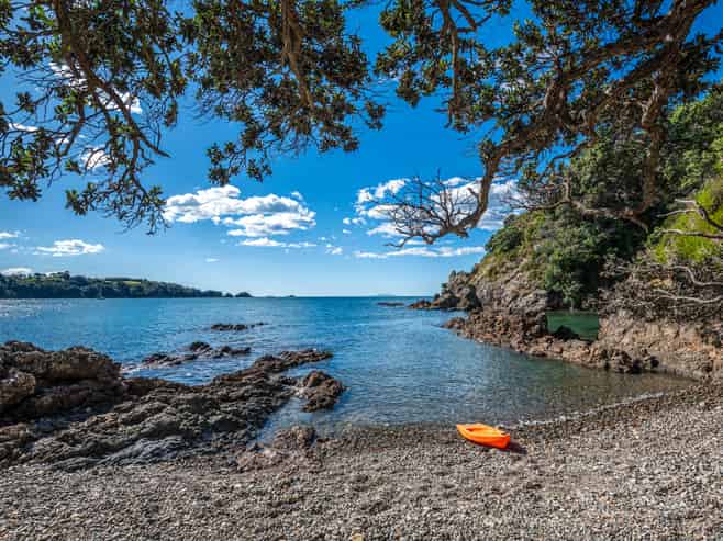 6A McIntosh Road, Oneroa